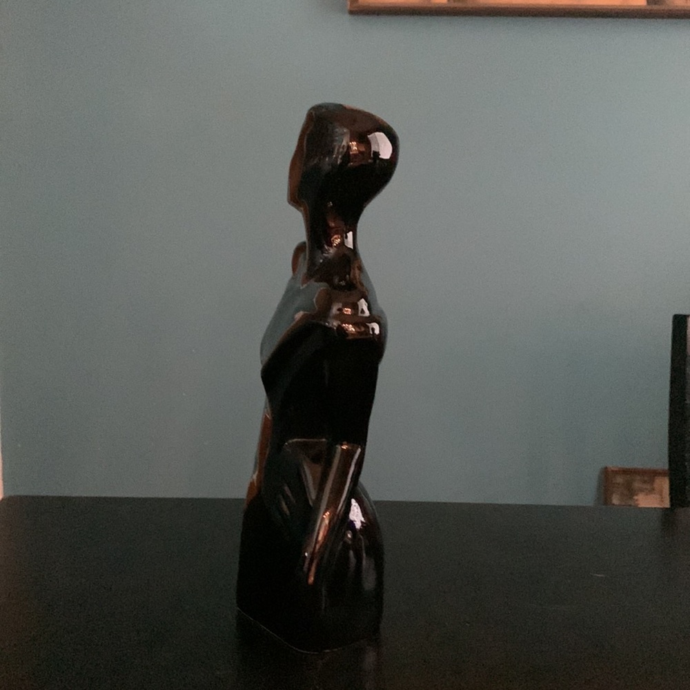 Vintage Mid Century Ceramic Shiny Glaze Female Figurine - Picture 11 of 13